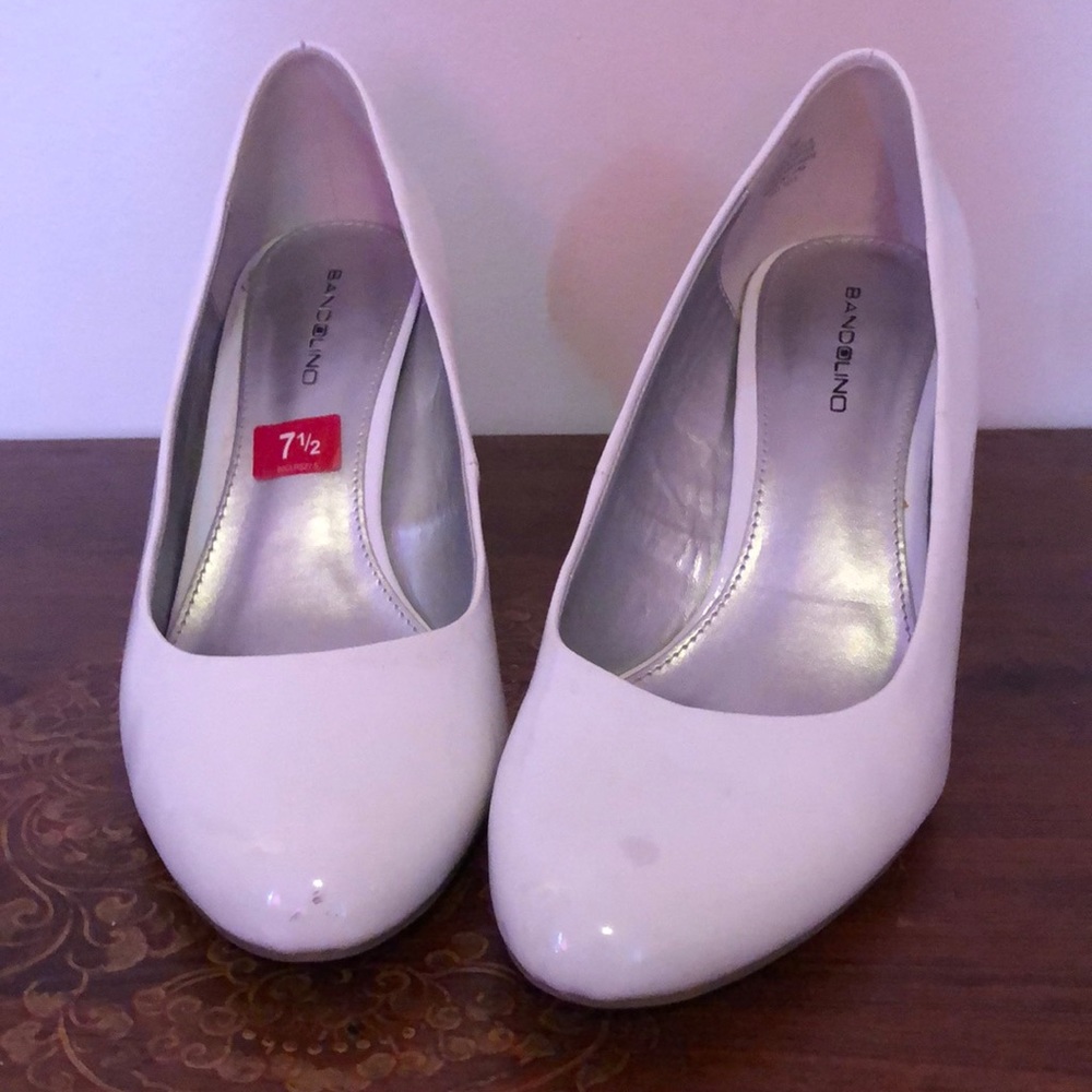 Shoe